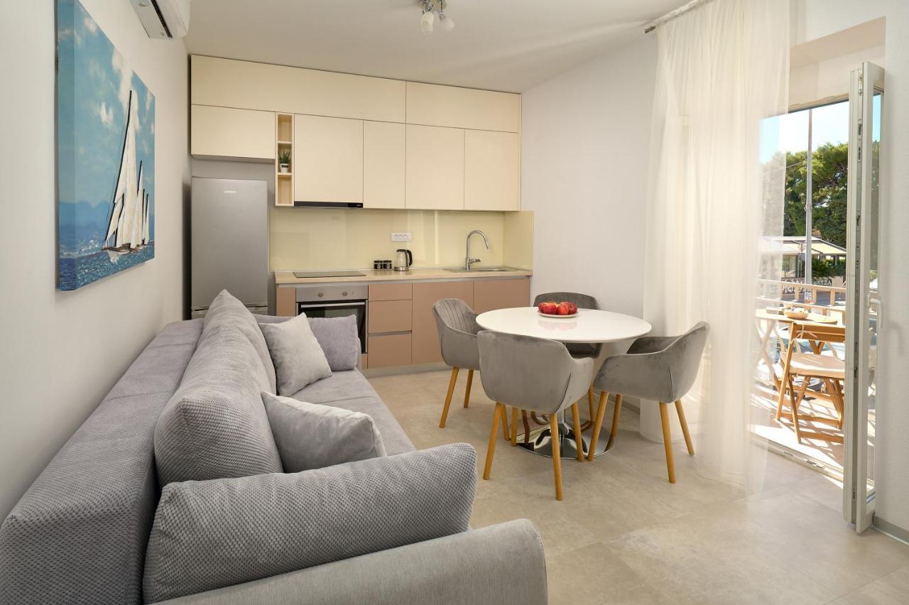 Zora Residence Каштела Экстерьер фото