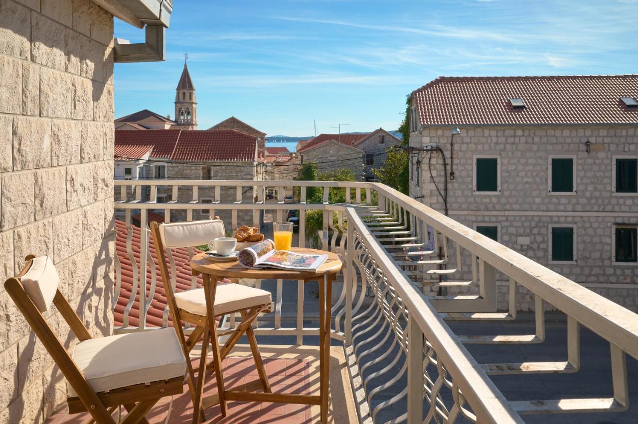 Zora Residence Каштела Экстерьер фото