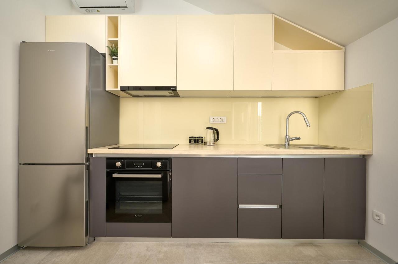 Zora Residence Каштела Экстерьер фото